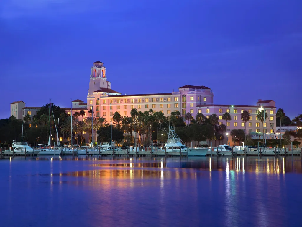 Vinoy Hotel